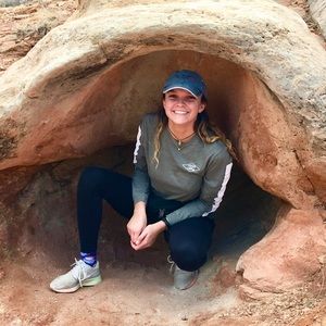 Meet your Posher, Nicole